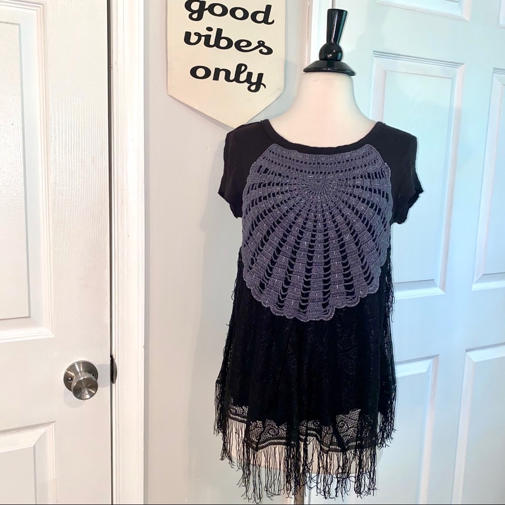 Free People Crochet Lace Detail Tee - size XS